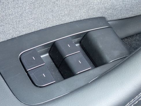 Used 2025 Tesla Model 3 Long Range RWD image 23