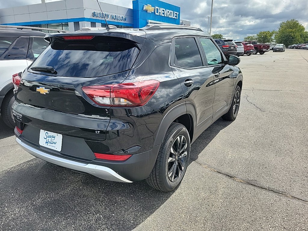 Used 2023 Chevrolet TrailBlazer LT w/ Convenience Package AWD/4WD image 5
