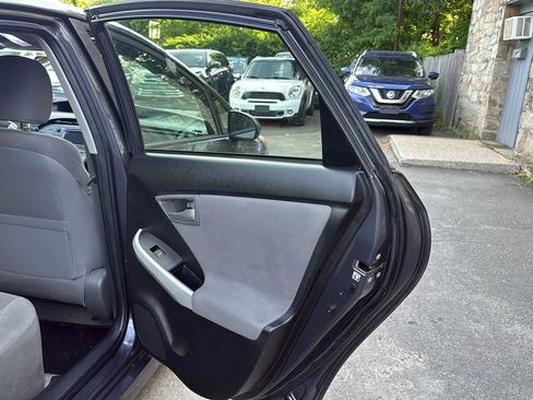 Used 2013 Toyota Prius Two FWD image 33