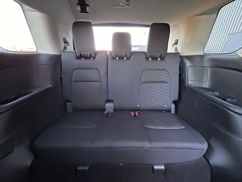 Used 2024 Nissan Pathfinder SV image 42