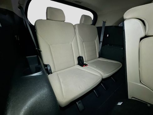 Used 2020 Kia Sorento LX AWD/4WD image 34