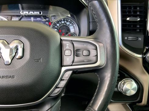 Used 2019 RAM 1500 Laramie image 25