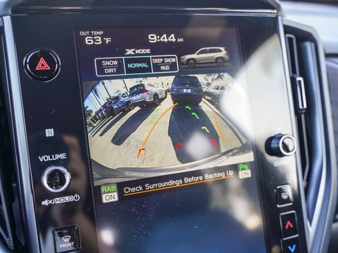 Certified 2025 Subaru Forester Limited image 25