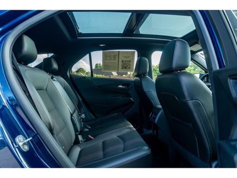 Used 2022 Chevrolet Equinox RS AWD/4WD image 18