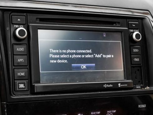 Used 2016 Toyota Sequoia Platinum AWD/4WD image 29