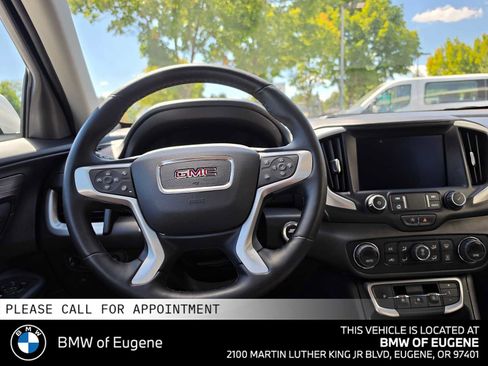 Used 2024 GMC Terrain SLT AWD/4WD image 23