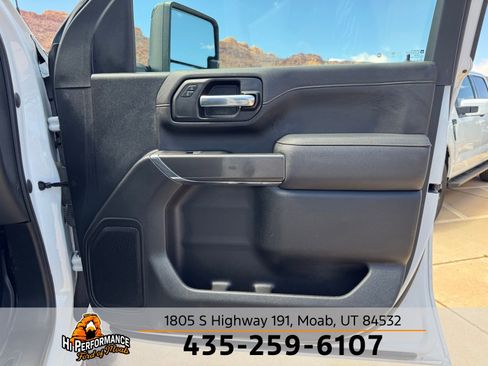 Used 2023 GMC Sierra 3500 AT4 w/ Gooseneck/5TH Wheel Package AWD/4WD image 42