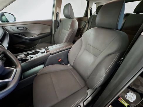 Used 2023 Nissan Rogue S image 13