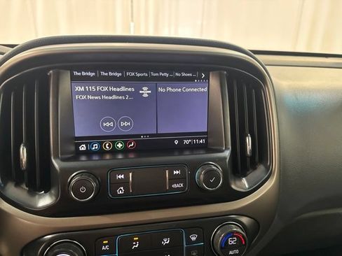 Used 2022 Chevrolet Colorado Z71 AWD/4WD image 15