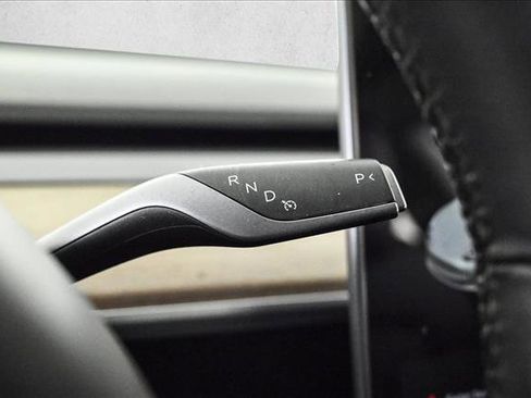 Used 2020 Tesla Model 3 Long Range image 12
