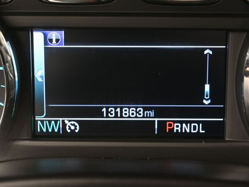 Used 2019 GMC Yukon XL SLT image 16