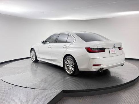 Used 2024 BMW 330i xDrive Sedan w/ Convenience Package AWD/4WD image 6