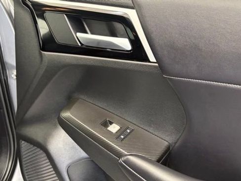 Used 2023 Mitsubishi Outlander SE AWD/4WD image 27