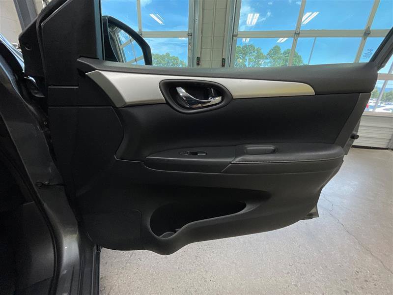 Used 2017 Nissan Sentra S FWD image 27