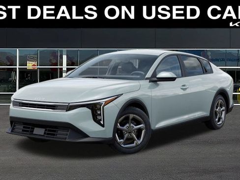 Certified 2026 Kia K4 FWD image 1