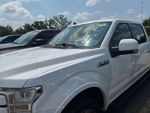 Used 2019 Ford F150 Lariat w/ Equipment Group 502A Luxury AWD/4WD image 16