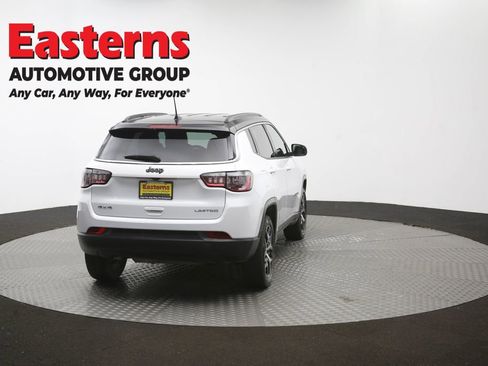 Used 2025 Jeep Compass Limited AWD/4WD image 39