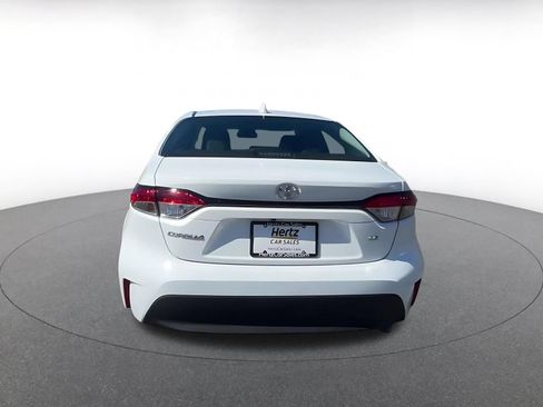Used 2025 Toyota Corolla LE FWD image 12