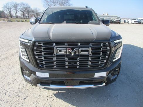 New 2026 GMC Yukon XL Denali Ultimate image 10