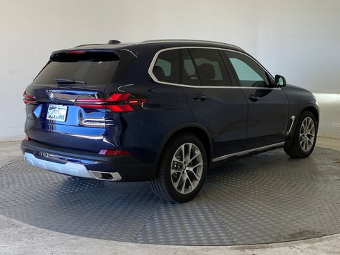 New 2026 BMW X5 xDrive50e AWD/4WD image 9