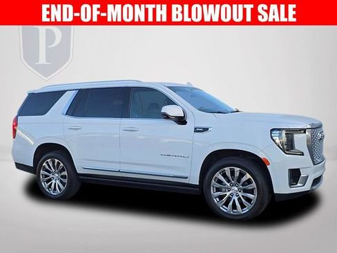Used 2023 GMC Yukon Denali AWD/4WD image 2