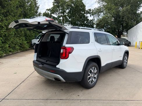 Used 2023 GMC Acadia SLT w/ Technology Package AWD/4WD image 33