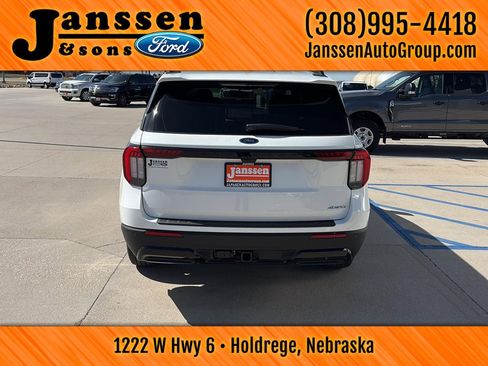 New 2026 Ford Explorer ST-Line image 7