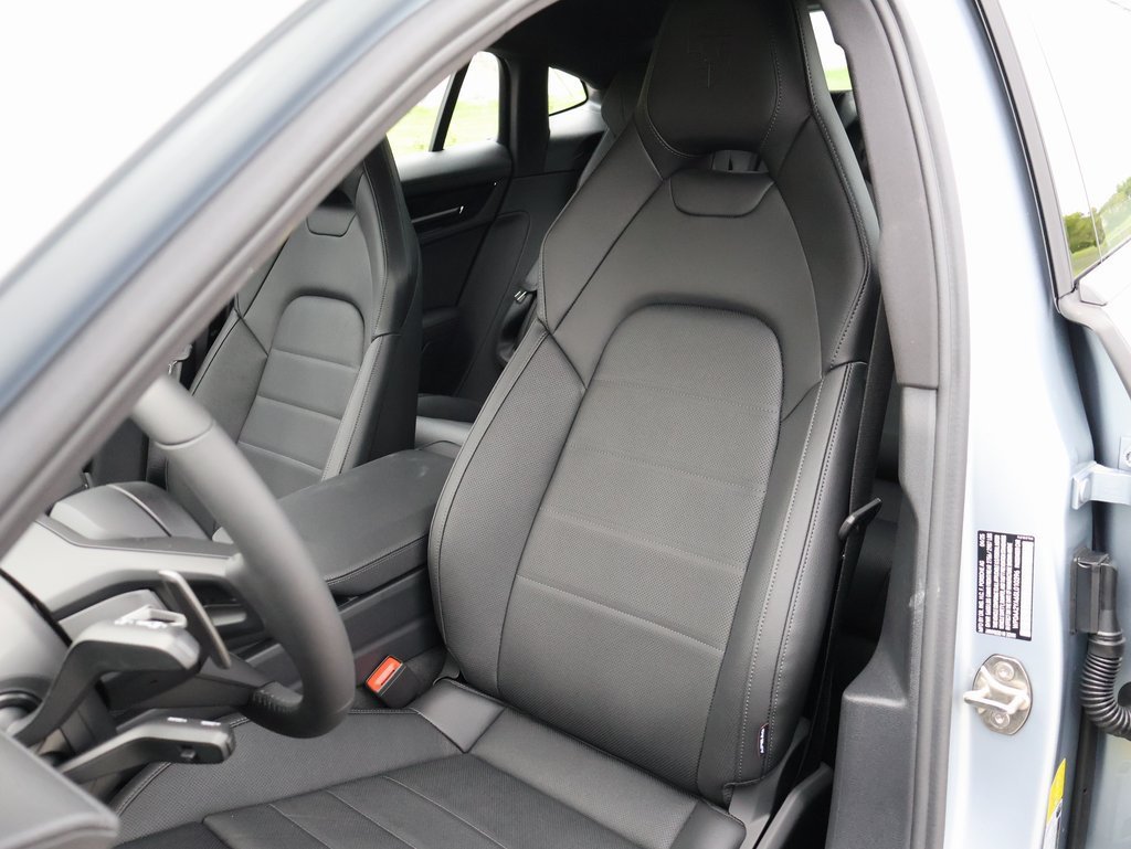Certified 2025 Porsche Panamera 4 AWD/4WD image 5