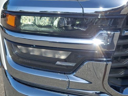 Used 2026 RAM 2500 Big Horn AWD/4WD image 9
