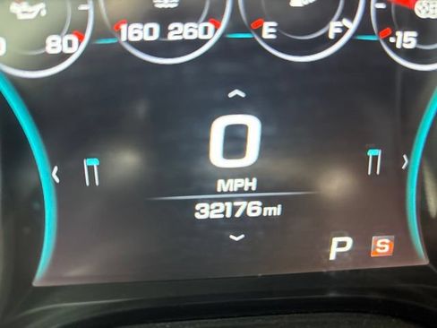 Used 2018 Chevrolet Camaro ZL1 RWD image 19