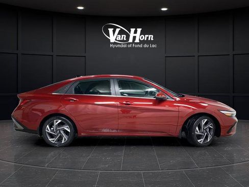 New 2026 Hyundai Elantra Limited image 2