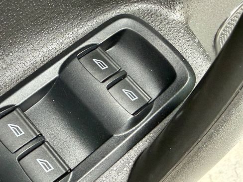 Used 2018 Ford Fiesta ST FWD image 18