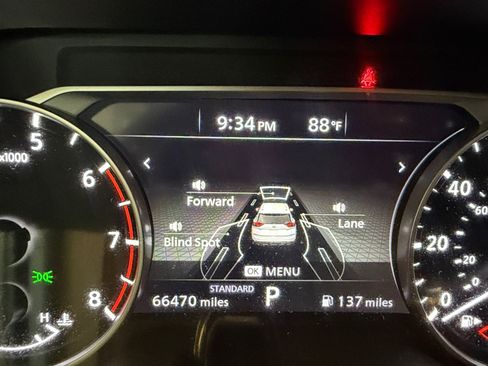 Used 2024 Nissan Rogue S FWD image 36