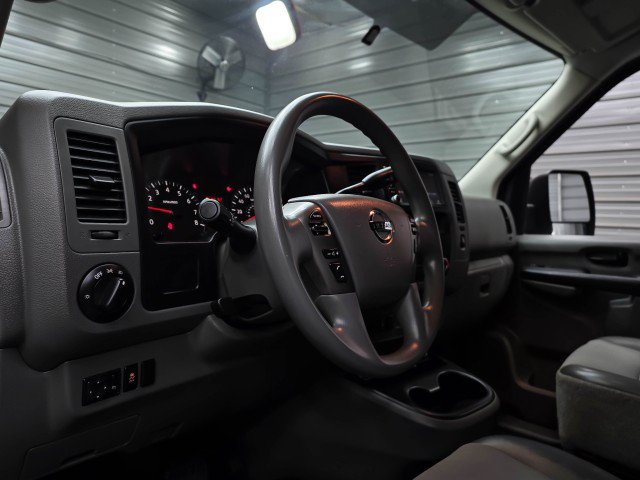 Used 2019 Nissan NV 2500 SV RWD image 14