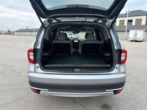 Used 2020 Honda Pilot Touring image 31