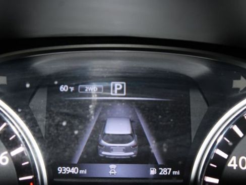 Used 2019 Nissan Pathfinder S image 14