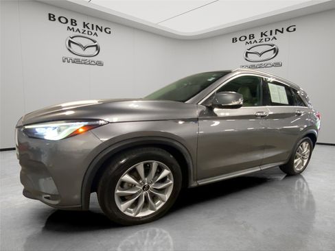 Used 2020 INFINITI QX50 Luxe w/ Navigation Package AWD/4WD image 1