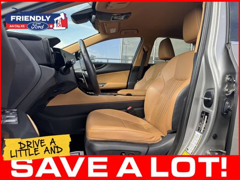 Used 2022 Lexus NX 250 FWD w/ Towing Package (2000 Lbs) image 14