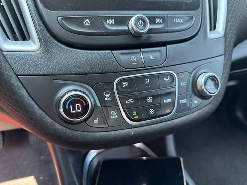 Used 2024 Chevrolet Malibu LT FWD image 29