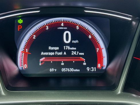 Used 2019 Honda Civic Sport image 8