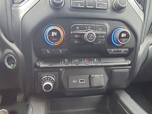 Used 2022 Chevrolet Silverado 1500 LT Trail Boss w/ Bed Protection Package AWD/4WD image 20