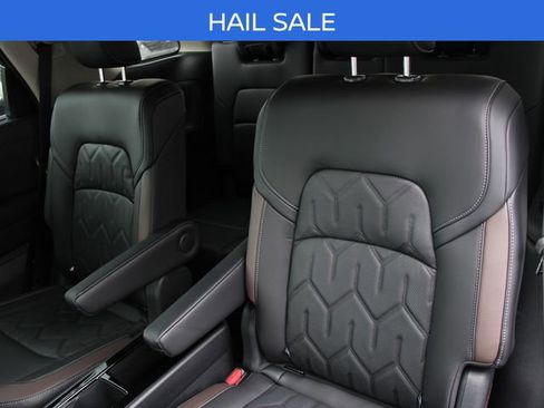 New 2026 Nissan Pathfinder Platinum AWD/4WD image 30