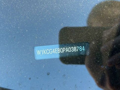 Used 2023 Mercedes-Benz EQS 580 4MATIC Sedan image 4