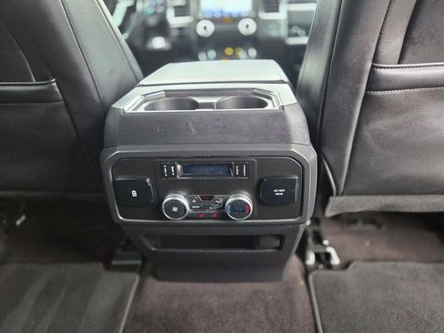 Used 2020 Ford Expedition Limited RWD image 12