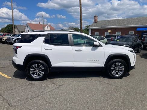New 2025 Chevrolet Equinox LT w/ Convenience Package II AWD/4WD image 31