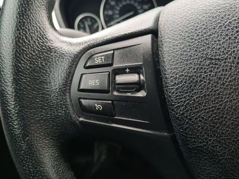 Used 2016 BMW 320i Sedan image 23