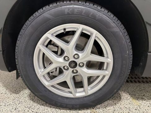 Used 2023 Ford Edge SEL image 26