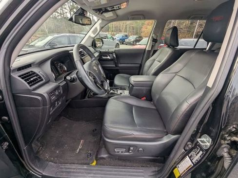 Used 2023 Toyota 4Runner TRD Off-Road Premium image 9