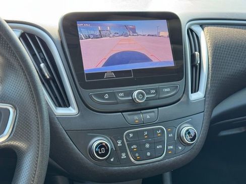 Used 2023 Chevrolet Malibu LT FWD image 29