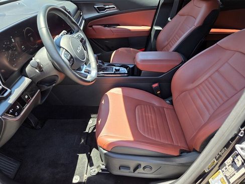 Certified 2023 Kia Sportage SX FWD image 11